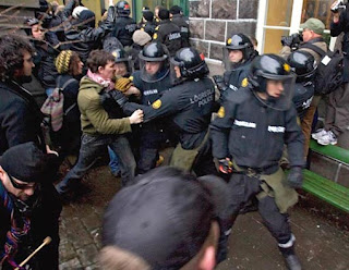 2012-10-09_02_iceland_protest