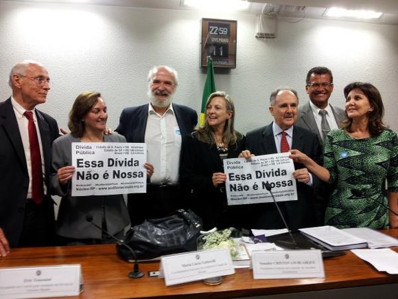 2013-11-27 06 Brazil p-b3fdf