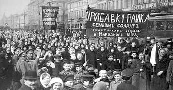 2017 08 09 01 Russian Revolution