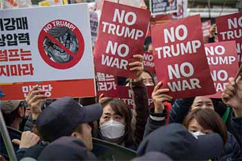 2018 05 25 01 South Korean No Trump No War